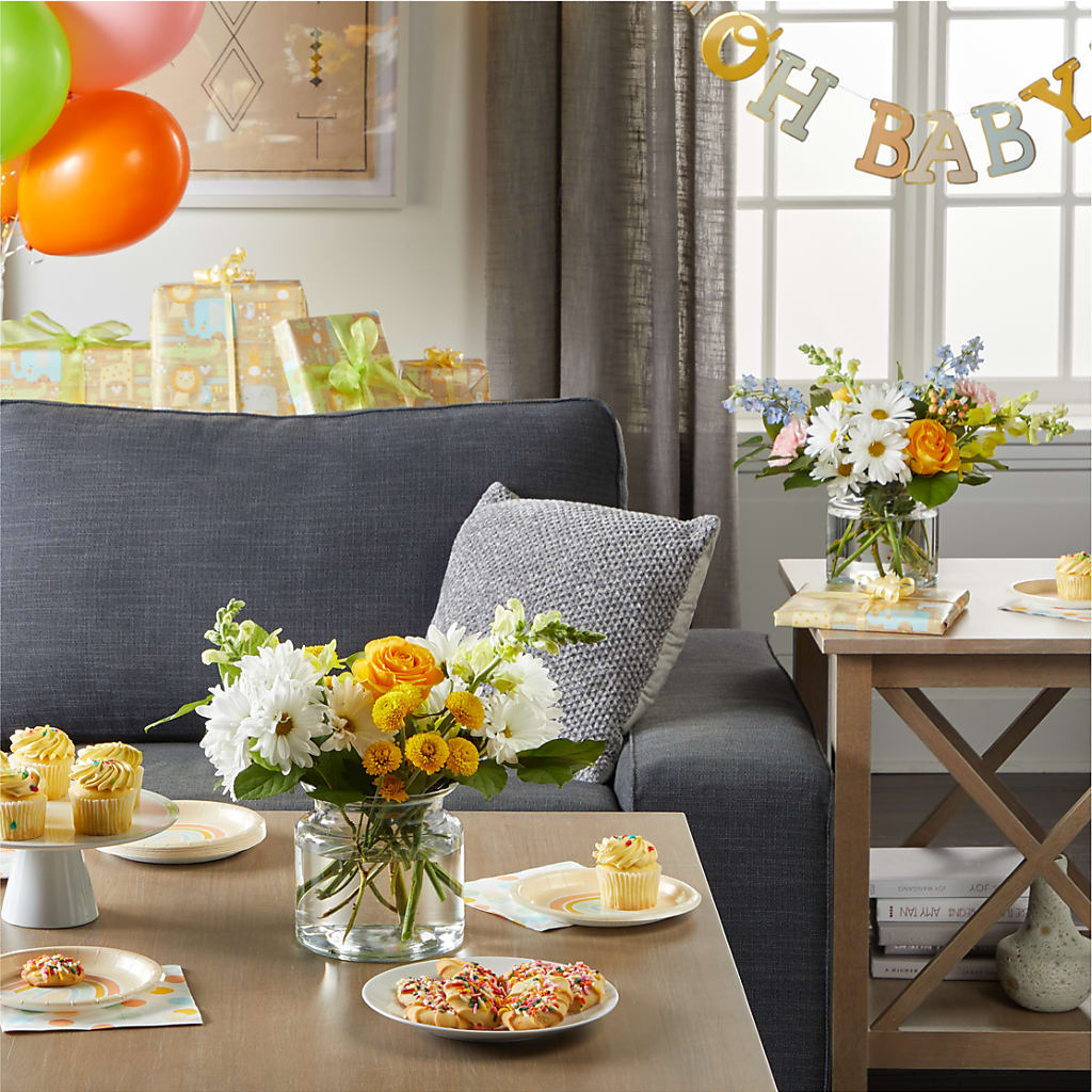 Little Cherub Bouquet Set – Aaa Florists, San Bernardino CA
