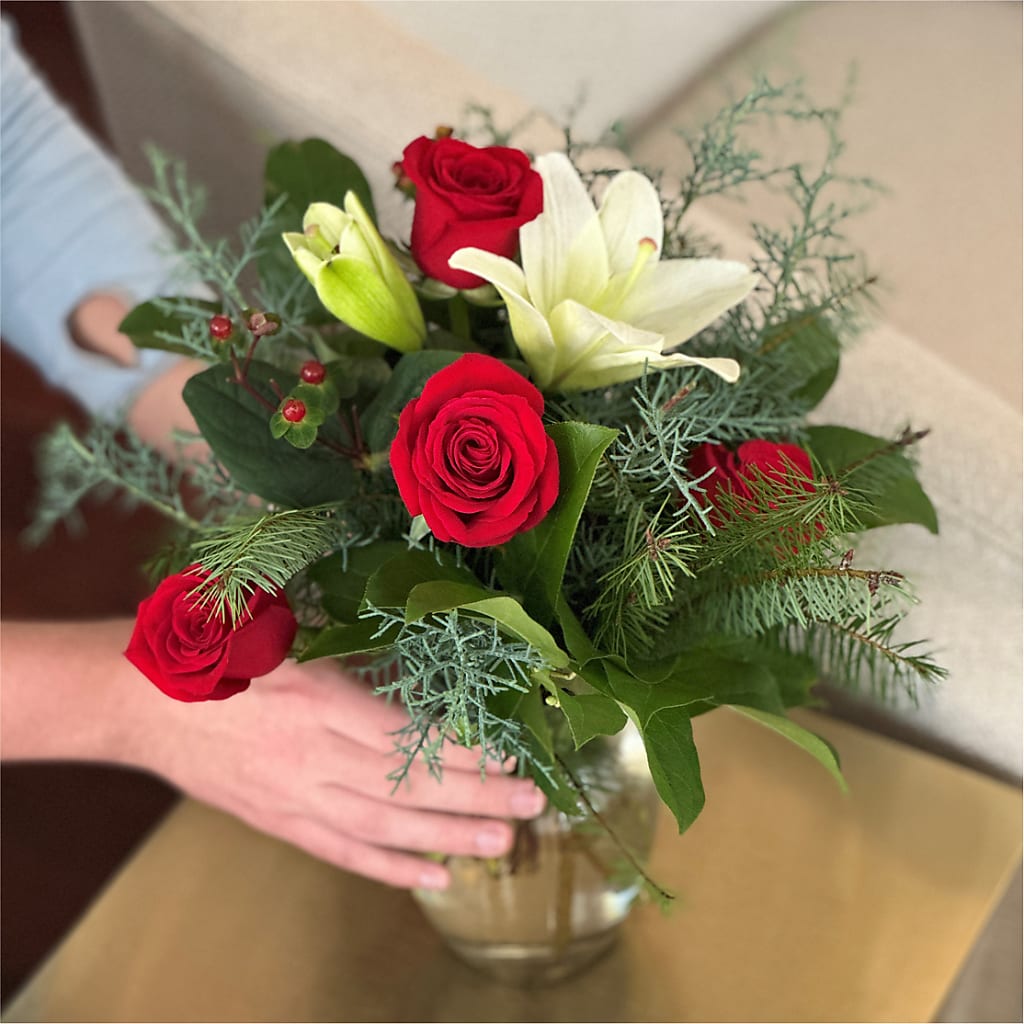 Glittering Lights Bouquet – Aaa Florists, San Bernardino CA