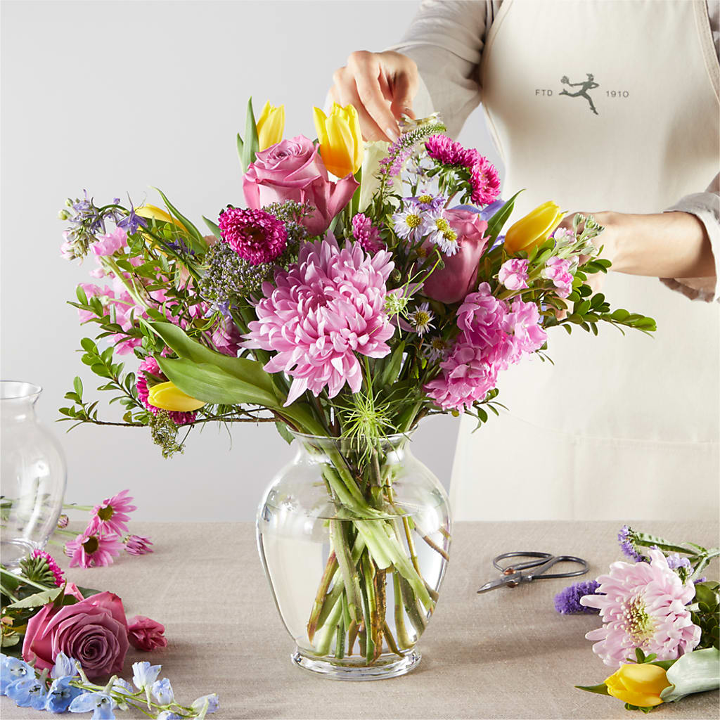 Pastel Tradition - A Florist Original –  Aaa Florists, San Bernardino CA