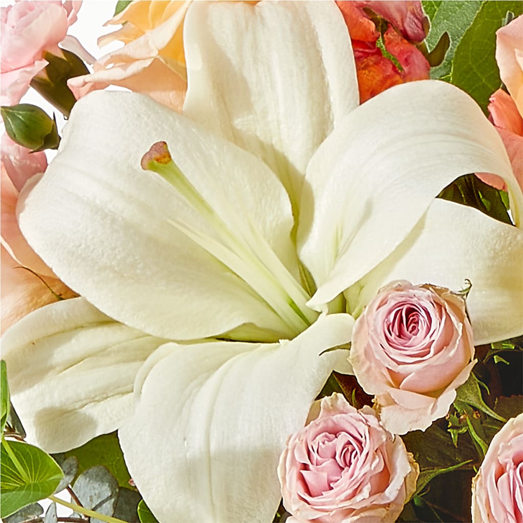 Grapefruit Splash Bouquet –  Aaa Florists, San Bernardino CA