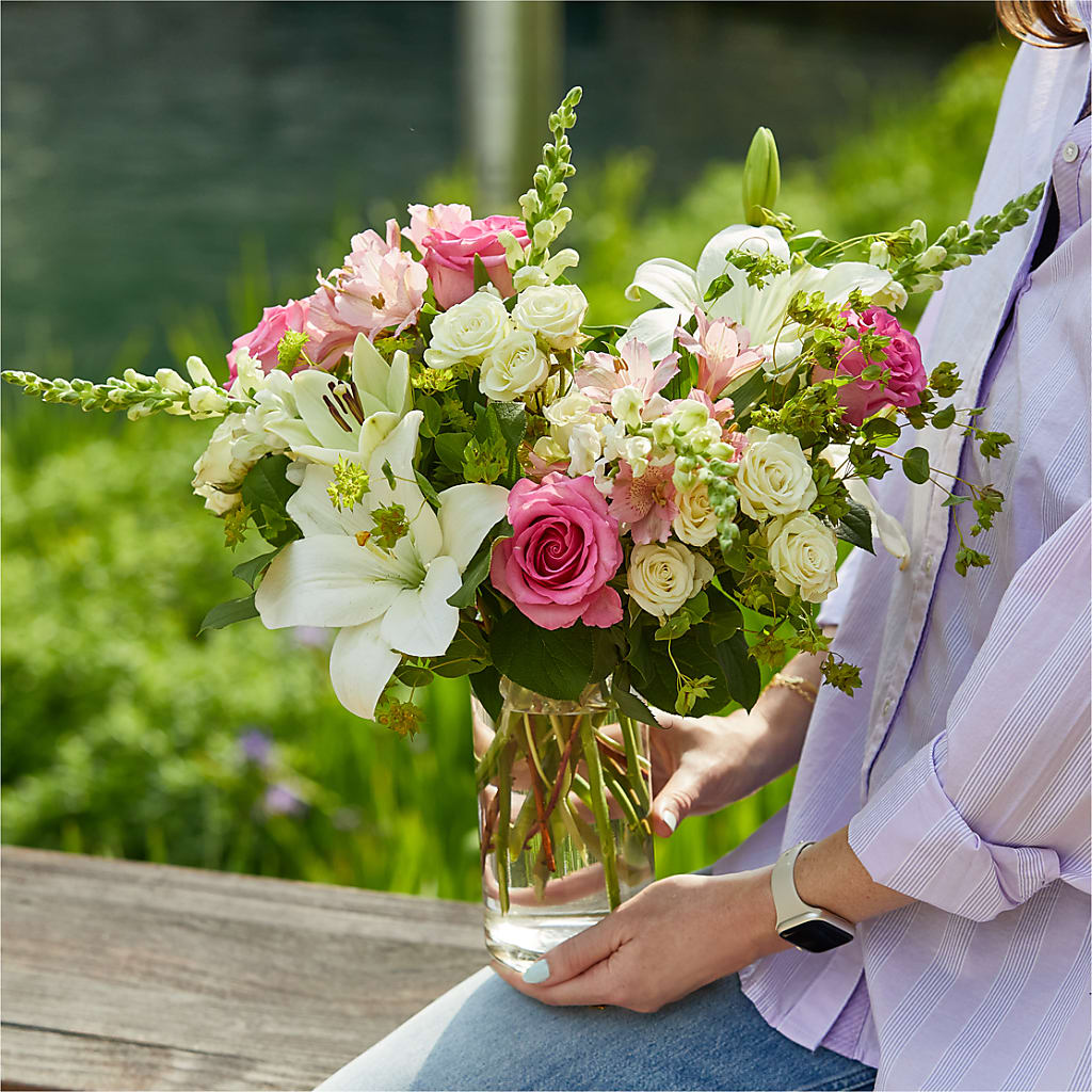 Fondly Bouquet –  Aaa Florists, San Bernardino CA